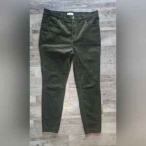 💙🩷 Loft Green  Corduroy Pants Womens Size 14/32  Stretch💙🩷